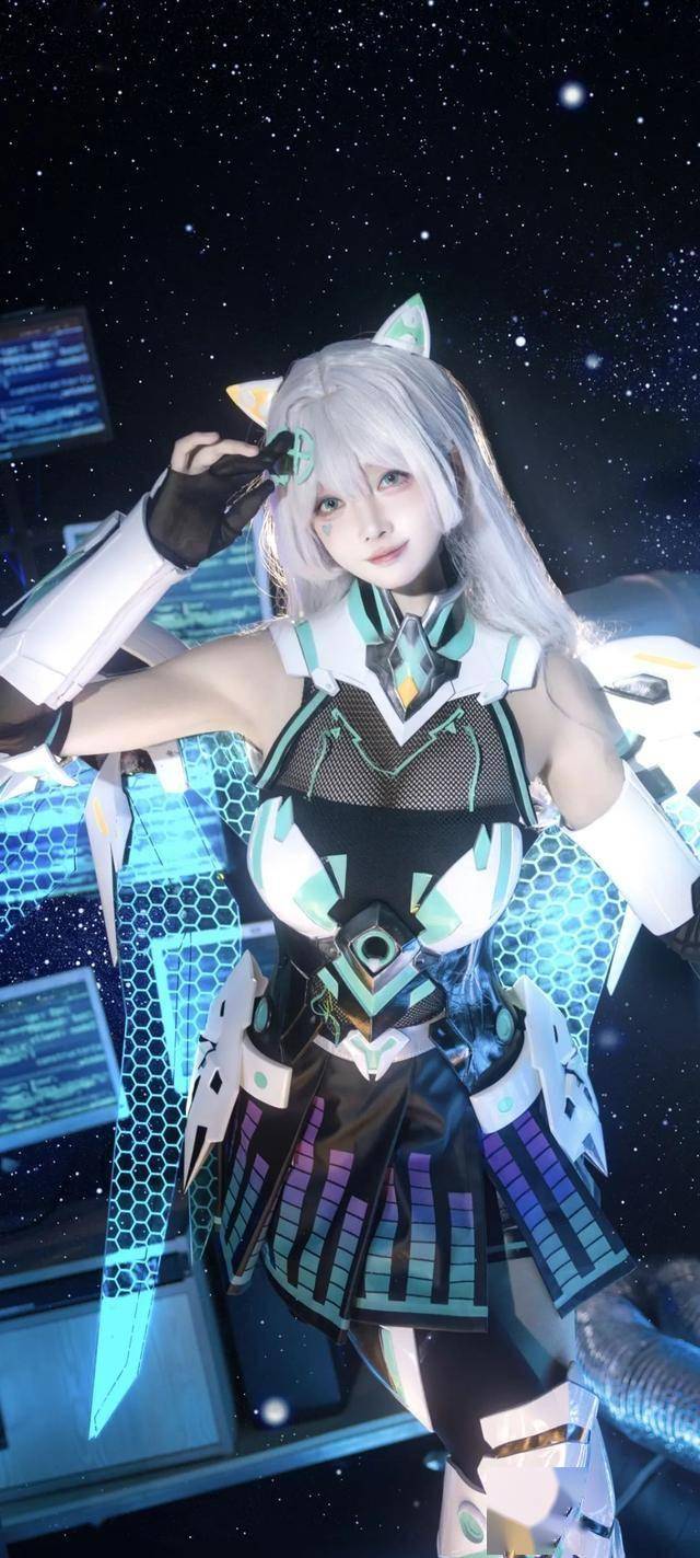 cos天选姬身材无敌！CQ9电子版入口走路摇(图9)